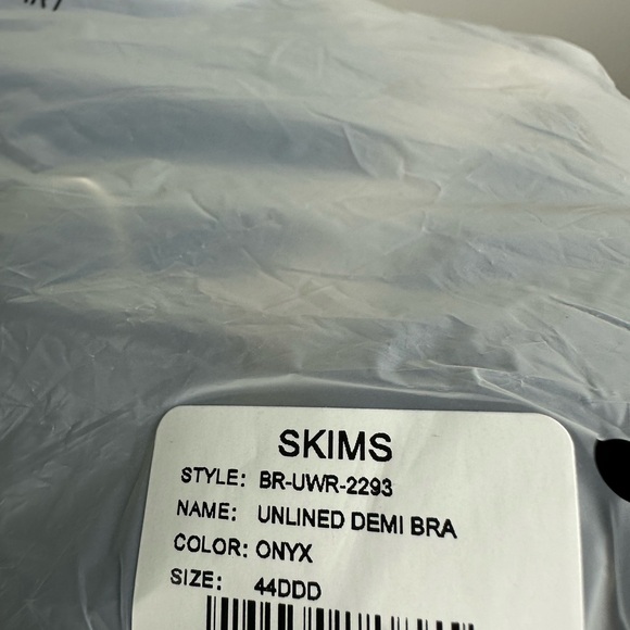 SKIMS NWT Onxy Fits Everybody Unlined Demi Bra Size 44DDD - Picture 7 of 7